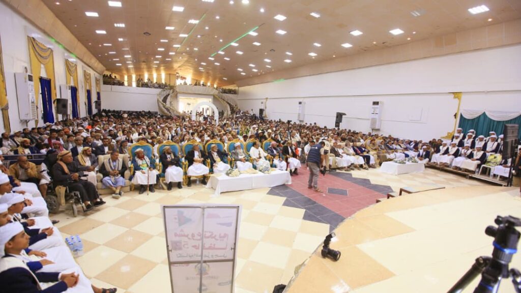 الاحتفاء بتكريم 55 حافظاً ومجازا في القرآن الكريم بمأرب. الاحتفاء بتكريم 55 حافظاً ومجازا في القرآن الكريم بمأرب.