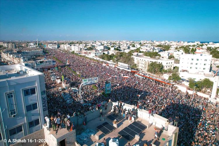 اخبار وتقارير - صور - عدن تشهد أكبر مليونية جنوبية تلبية لدعوة الرئيس الزُبيدي اخبار وتقارير - صور - عدن تشهد أكبر مليونية جنوبية تلبية لدعوة الرئيس الزُبيدي