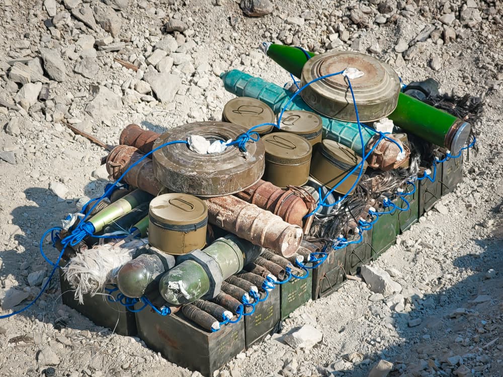 المكلا: مشروع "مسام" يتلف أكثر من 5700 لغـ.ـم وذخـ.ـيرة المكلا: مشروع "مسام" يتلف أكثر من 5700 لغـ.ـم وذخـ.ـيرة