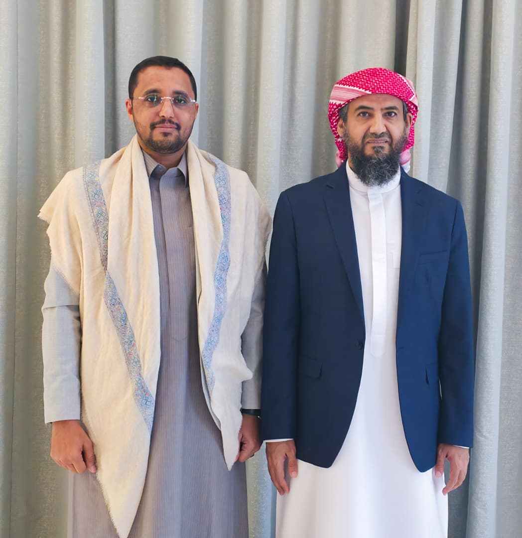 المحرّمي يلتقي وزير الدولة "القديمي" ويشدد على تفعيل الحضور الحكومي في تهامة - المحرّمي يلتقي وزير الدولة "القديمي" ويشدد على تفعيل الحضور الحكومي في تهامة -