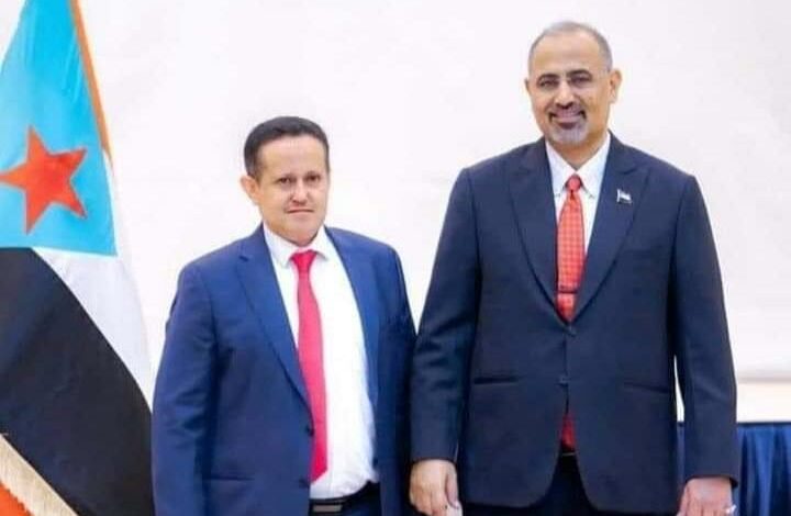 الرئيس الزُبيدي يكلف الحالمي قائما بأعمال الأمين العام للمجلس الانتقالي الجنوبي الرئيس الزُبيدي يكلف الحالمي قائما بأعمال الأمين العام للمجلس الانتقالي الجنوبي