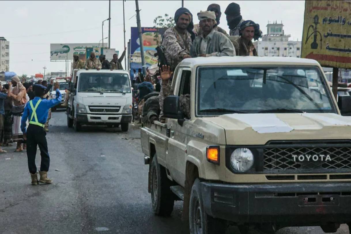 صحيفة: الحكومة اليمنية الجديدة أمام اختبار الثقة والاستقرار صحيفة: الحكومة اليمنية الجديدة أمام اختبار الثقة والاستقرار