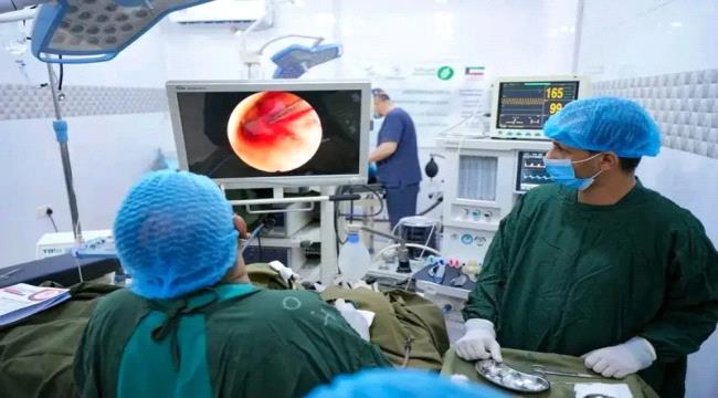 تدشين المخيم الجراحي بعدن لإجراء 320 عملية للفئات المحتاجة - تدشين المخيم الجراحي بعدن لإجراء 320 عملية للفئات المحتاجة -