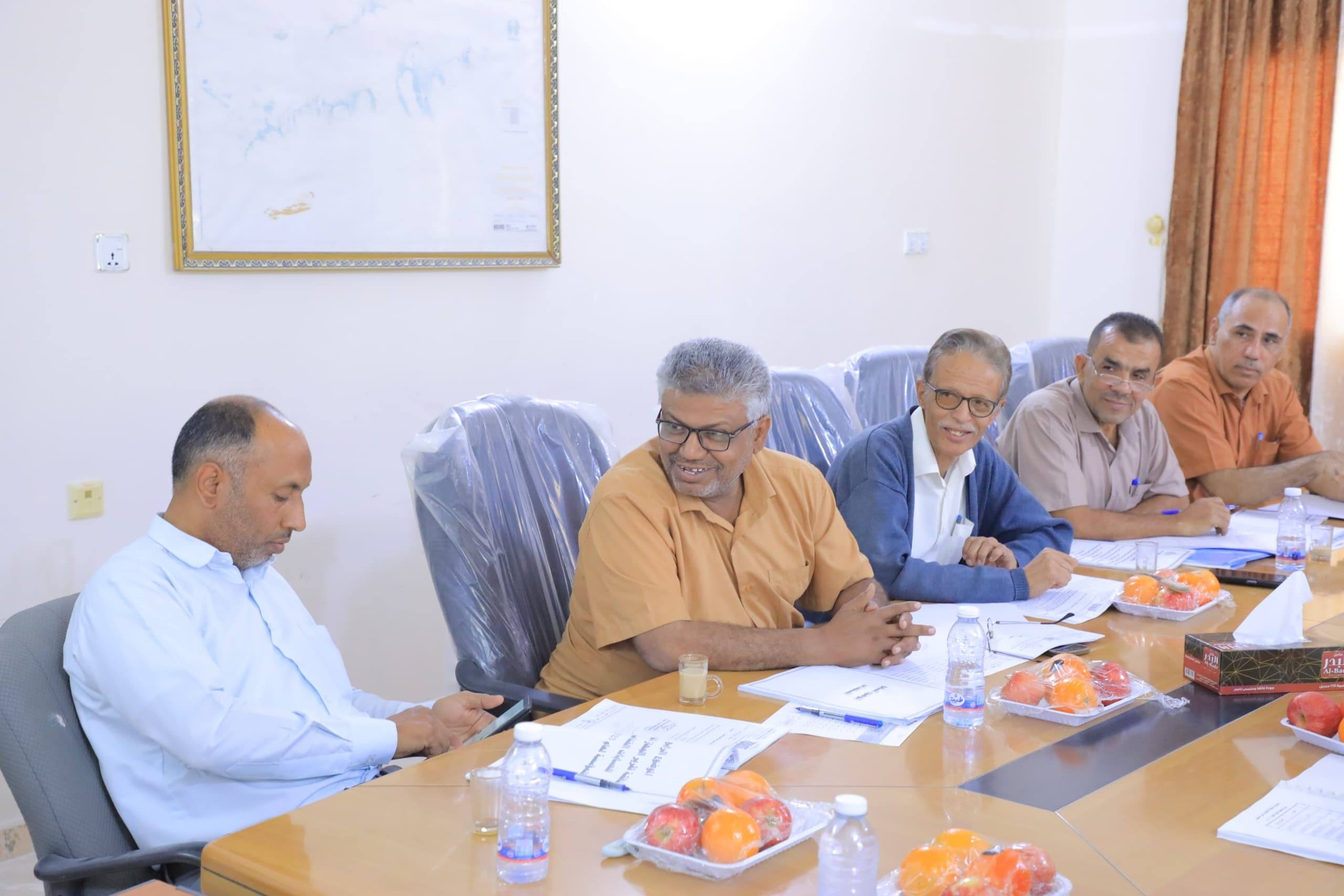 برئاسة الوكيل العامري مجلس إدارة مؤسسة المياه بوادي حضرموت يقر موازنة 2026م برئاسة الوكيل العامري مجلس إدارة مؤسسة المياه بوادي حضرموت يقر موازنة 2026م