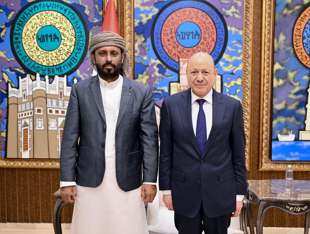 سعدنا هذا اليوم بلقاء فخامة الدكتور/ رشاد محمد العليمي رئيس مجلس القيادة الرئاسي . سعدنا هذا اليوم بلقاء فخامة الدكتور/ رشاد محمد العليمي رئيس مجلس القيادة الرئاسي .