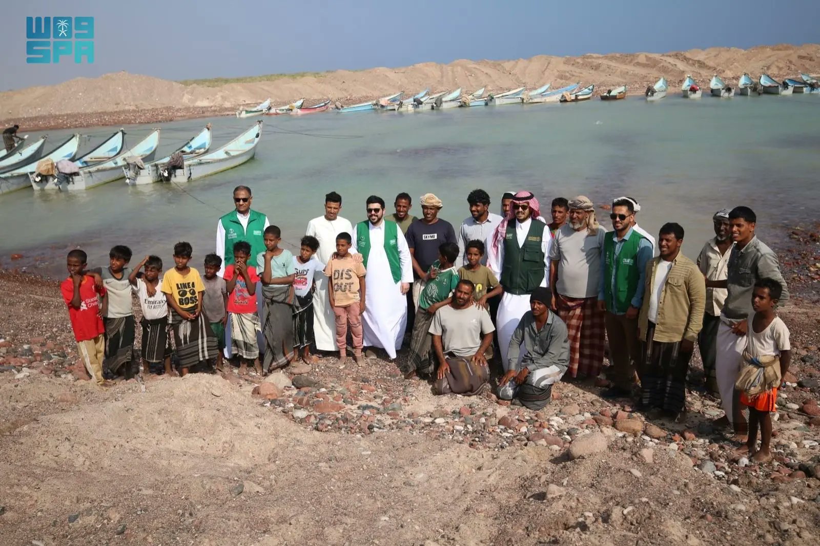 بدعم سعودي.. إعادة تأهيل "خيصة" الصيادين في سقطرى - بدعم سعودي.. إعادة تأهيل "خيصة" الصيادين في سقطرى -
