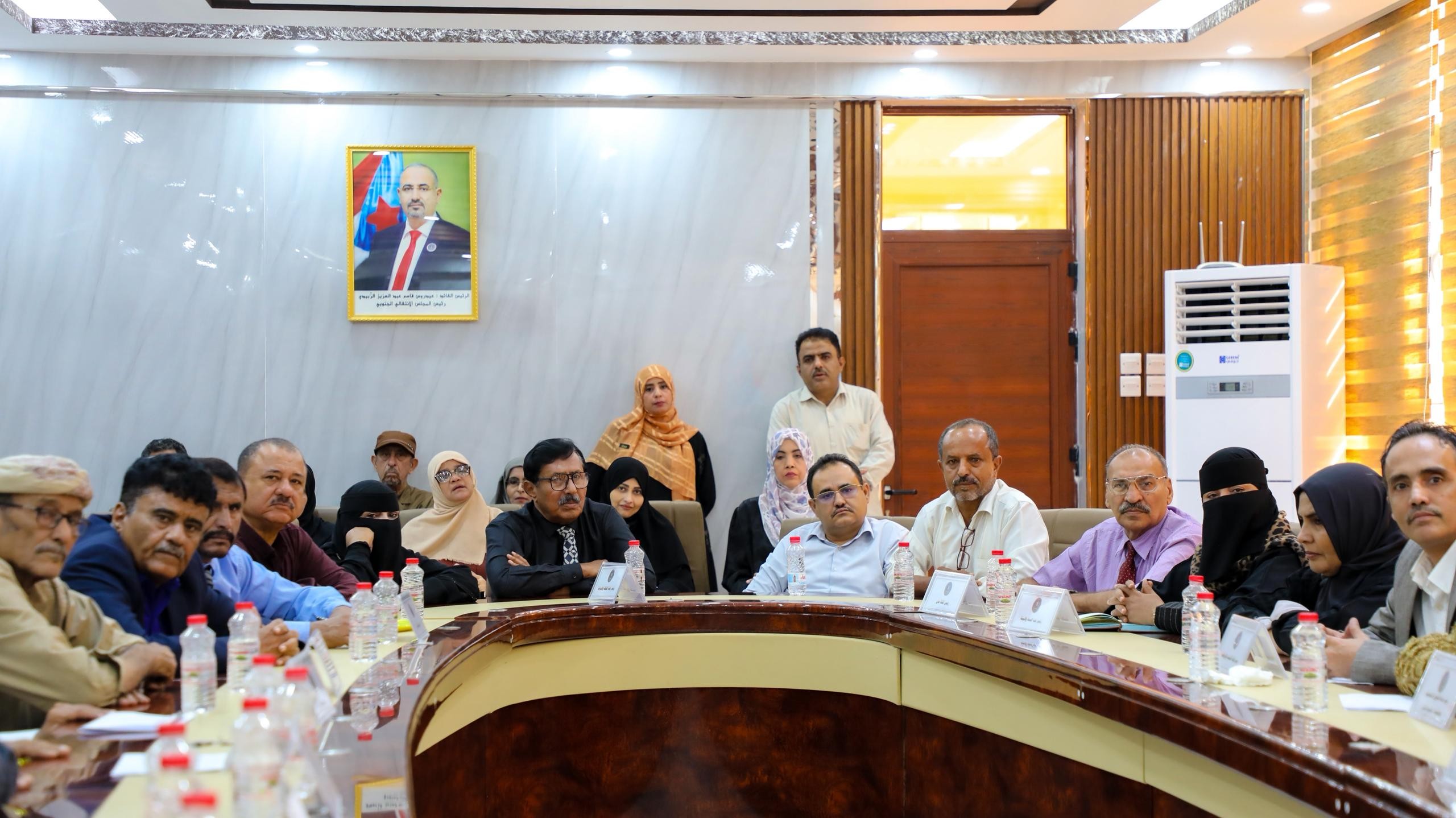 الهيئة الإدارية للجمعية الوطنية تناقش مستجدات الأوضاع في الجنوب وتحيّي المواقف الشعبية وتدعو للحشد لفعالية ردفان الهيئة الإدارية للجمعية الوطنية تناقش مستجدات الأوضاع في الجنوب وتحيّي المواقف الشعبية وتدعو للحشد لفعالية ردفان