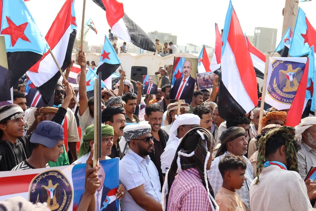 حشد جماهيري واسع في سقطرى يجدد العهد للمجلس الانتقالي الجنوبي ويؤكد الثبات على القضية الجنوبية (بيان) حشد جماهيري واسع في سقطرى يجدد العهد للمجلس الانتقالي الجنوبي ويؤكد الثبات على القضية الجنوبية (بيان)