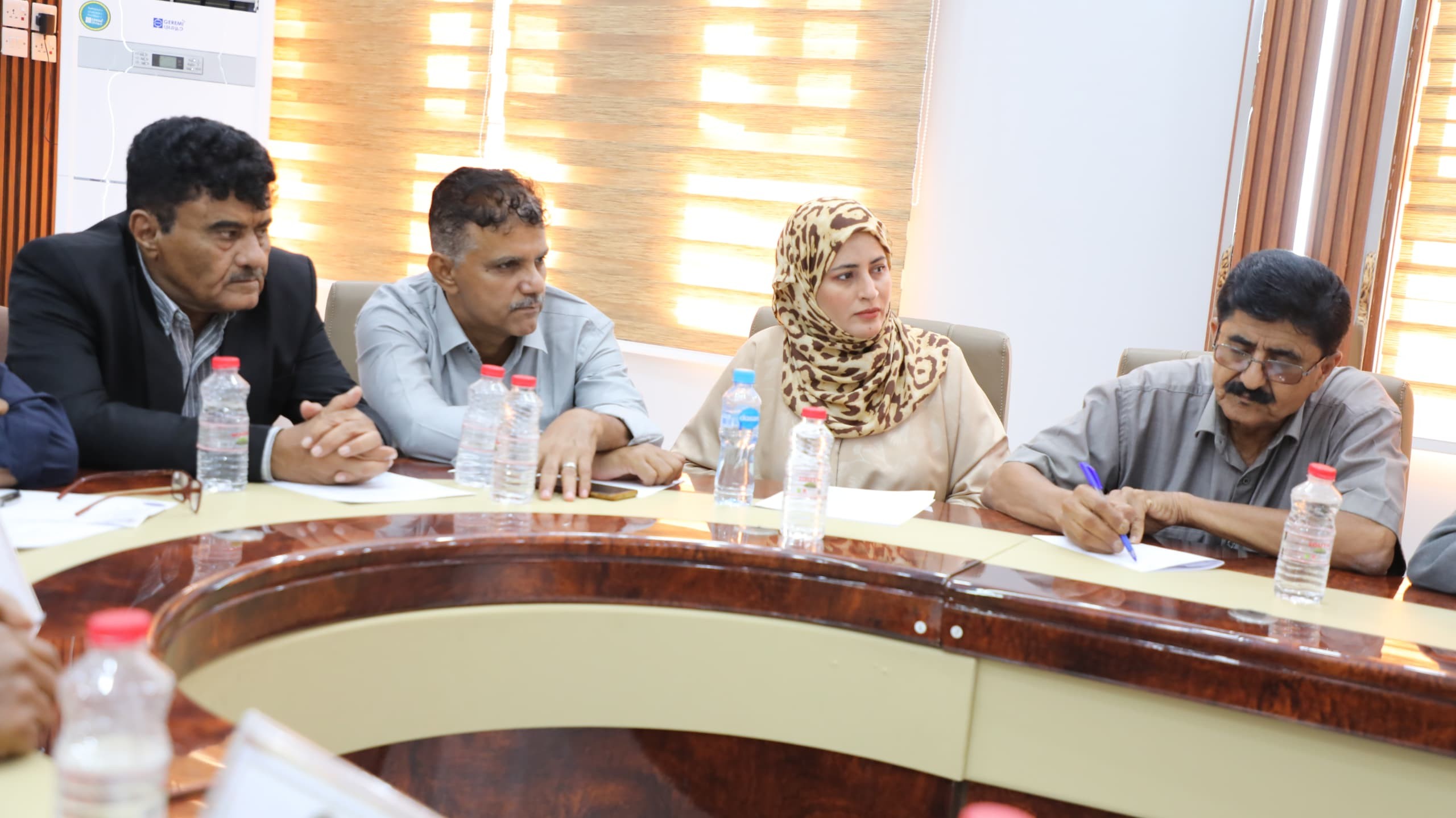 الهيئة الإدارية للجمعية الوطنية تناقش المشهدين السياسي والميداني في الجنوب وتؤكد اصطفافها خلف القيادة السياسية للمجلس الانتقالي الهيئة الإدارية للجمعية الوطنية تناقش المشهدين السياسي والميداني في الجنوب وتؤكد اصطفافها خلف القيادة السياسية للمجلس الانتقالي