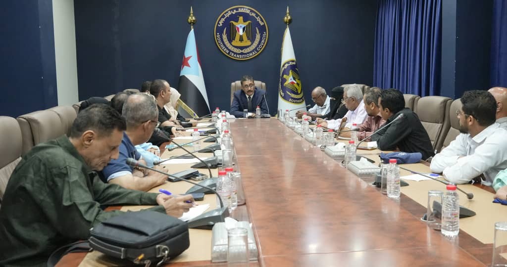 هيئة الإعلام والثقافة تعقد اجتماعها الدوري وتؤكد أن “معركة الوعي” تمثل أولوية المرحلة هيئة الإعلام والثقافة تعقد اجتماعها الدوري وتؤكد أن “معركة الوعي” تمثل أولوية المرحلة