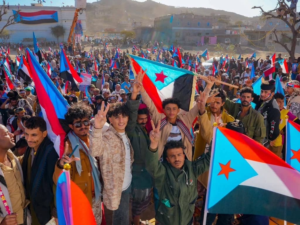 الضالع تشهد حشدا جماهيريا كبيرا في “مليونية الثبات والصمود والتحدي” يجدد التفويض الشعبي للمجلس الانتقالي بقيادة الرئيس الزُبيدي (بيان) الضالع تشهد حشدا جماهيريا كبيرا في “مليونية الثبات والصمود والتحدي” يجدد التفويض الشعبي للمجلس الانتقالي بقيادة الرئيس الزُبيدي (بيان)