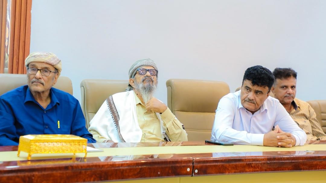 الهيئة الإدارية للجمعية الوطنية تؤكد تمسك شعب الجنوب بخيار الاستقلال وتجدد رفضها تجاوز المجلس في أي تسوية سياسية الهيئة الإدارية للجمعية الوطنية تؤكد تمسك شعب الجنوب بخيار الاستقلال وتجدد رفضها تجاوز المجلس في أي تسوية سياسية