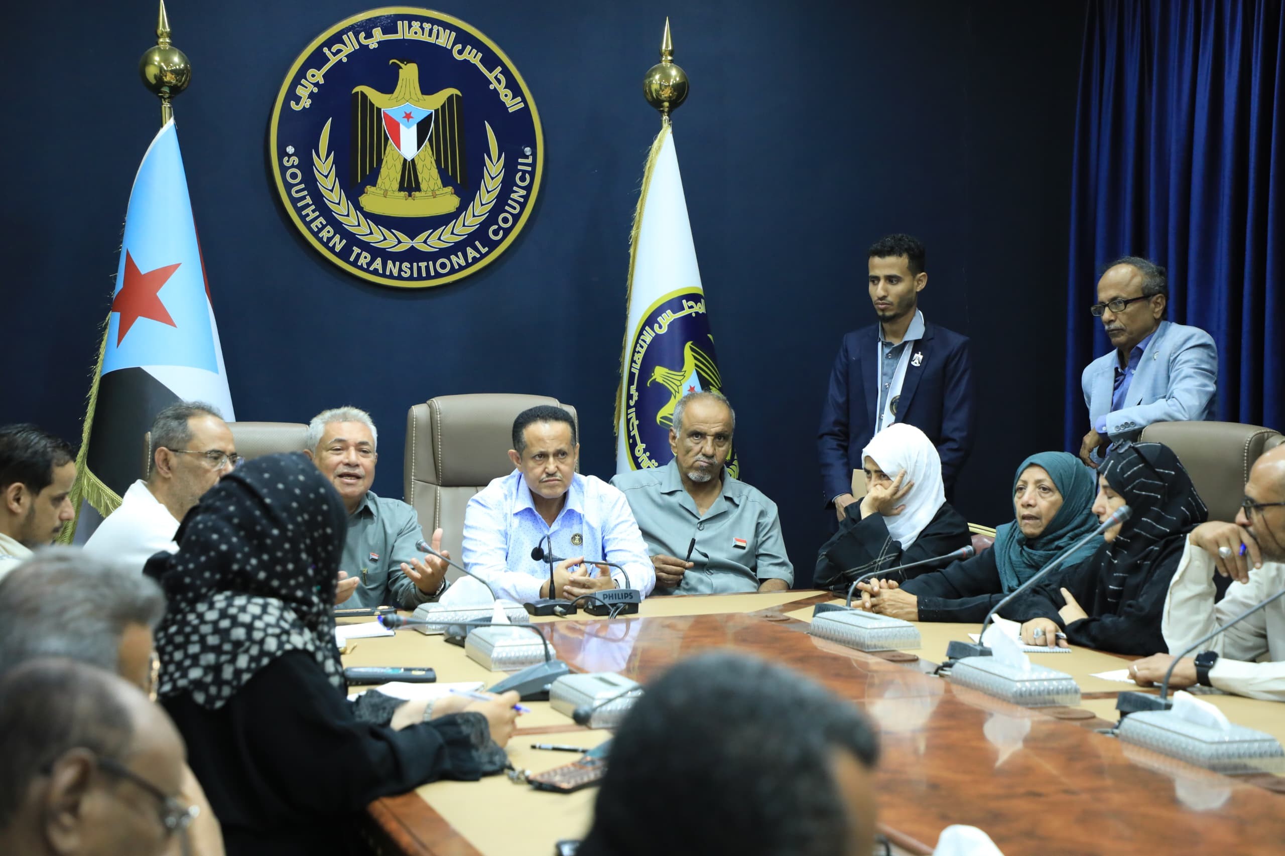 الأمانة العامة تؤكد أن أعمال القمع والترهيب واستخدام القوة العسكرية تعكس إرادة فرض واقع لا يلبي مطالب شعب الجنوب الأمانة العامة تؤكد أن أعمال القمع والترهيب واستخدام القوة العسكرية تعكس إرادة فرض واقع لا يلبي مطالب شعب الجنوب