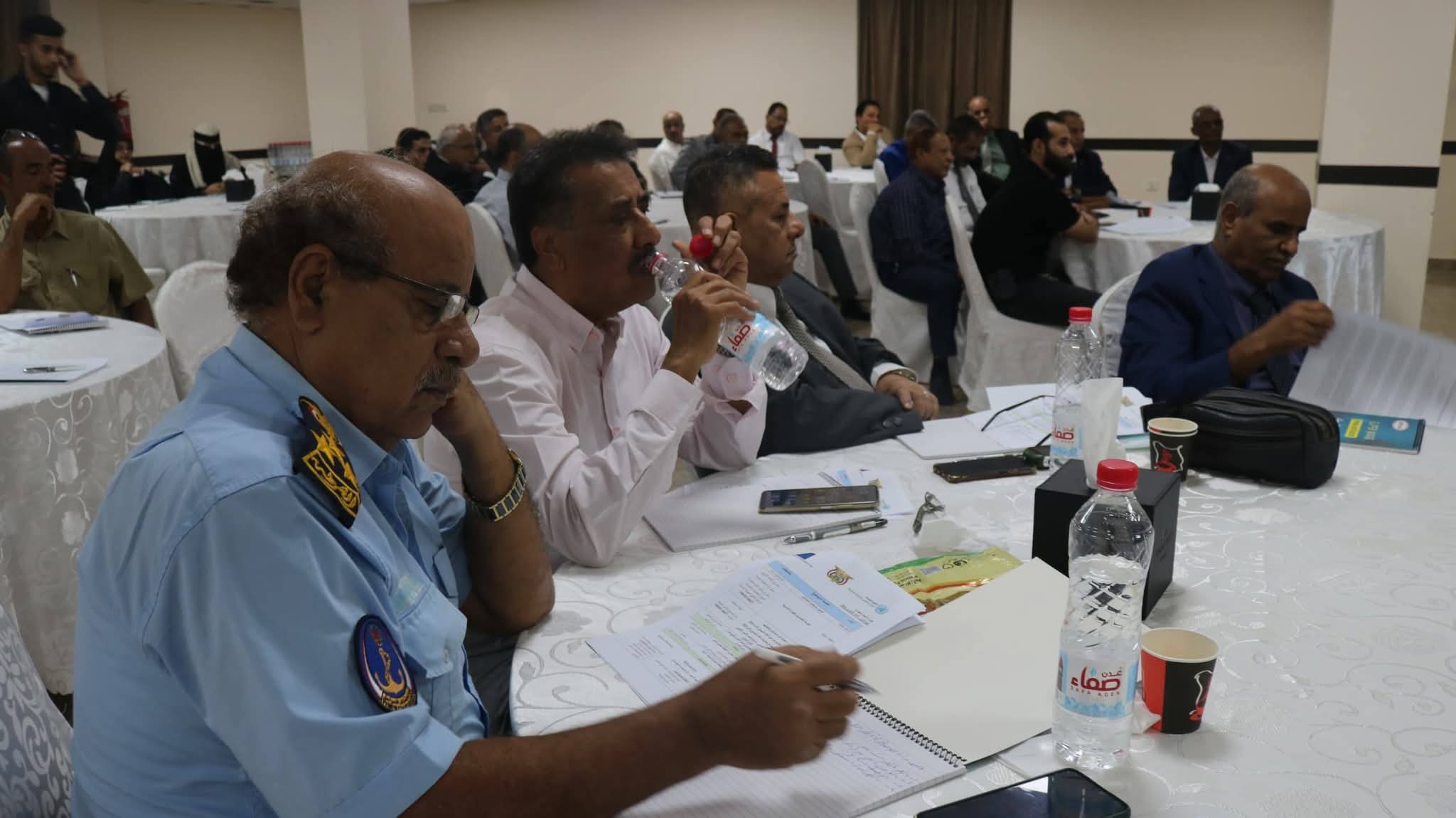 نائب مدير أمن العاصمة عدن يشهد اللقاء الوطني الثالث لتعزيز الأمن البحري - نائب مدير أمن العاصمة عدن يشهد اللقاء الوطني الثالث لتعزيز الأمن البحري -