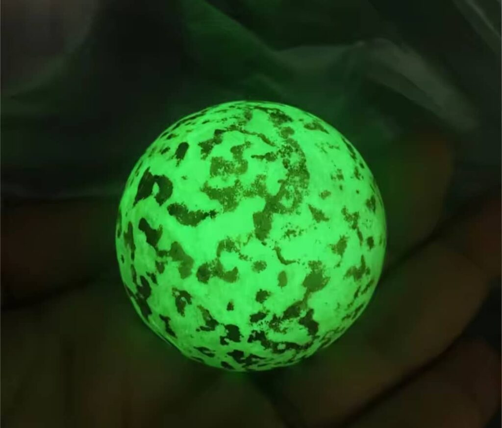 اعلان : بيع جوهرة “حجر الثعبان” النادرة ( شاهد الصور + فيديو) اعلان : بيع جوهرة “حجر الثعبان” النادرة ( شاهد الصور + فيديو)