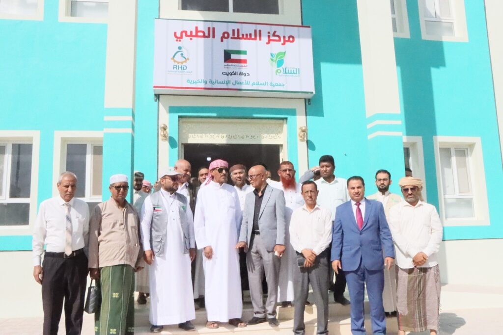 الوكيل بارباع يفتتح قرية السلام الثالثة الكويتية – قرية غادة المسلم التنموية التأهيلية للأيتام والأرامل بحضرموت الوادي الوكيل بارباع يفتتح قرية السلام الثالثة الكويتية – قرية غادة المسلم التنموية التأهيلية للأيتام والأرامل بحضرموت الوادي