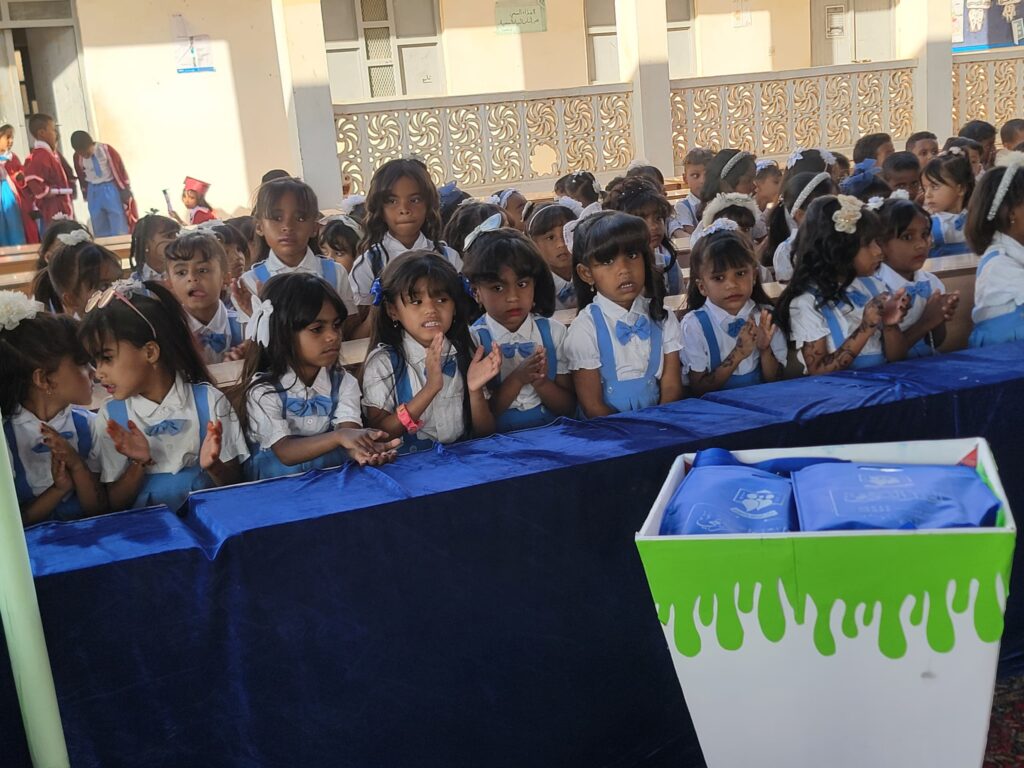 روضة البراعم بالسويري تحتفي بتخريج الدفعة الـ23 بحفل تربوي بعنوان "الألوان" روضة البراعم بالسويري تحتفي بتخريج الدفعة الـ23 بحفل تربوي بعنوان "الألوان"