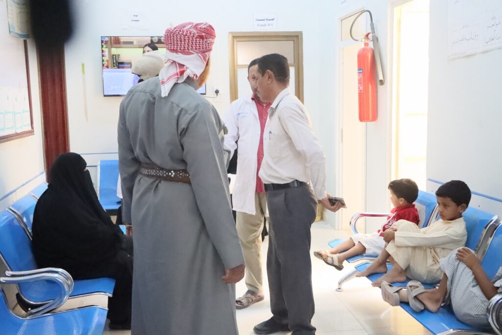 العمودي يزور المركز الصحي الاسعافي بمنطقة تاربة ويشيد بخدماته العمودي يزور المركز الصحي الاسعافي بمنطقة تاربة ويشيد بخدماته