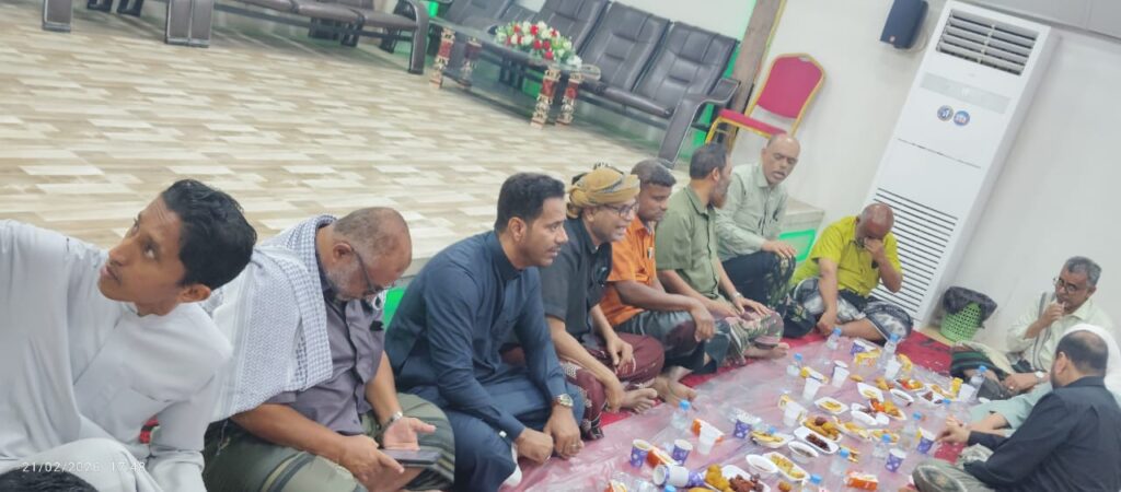 خريجو ثانوية بن شهاب دفعة عام 94 يجتمعون على مائدة الإفطار السنوية ولقاء لتعزيز الروابط وإ ستعادة الذكريات "شاهد الصور" خريجو ثانوية بن شهاب دفعة عام 94 يجتمعون على مائدة الإفطار السنوية ولقاء لتعزيز الروابط وإ ستعادة الذكريات "شاهد الصور"