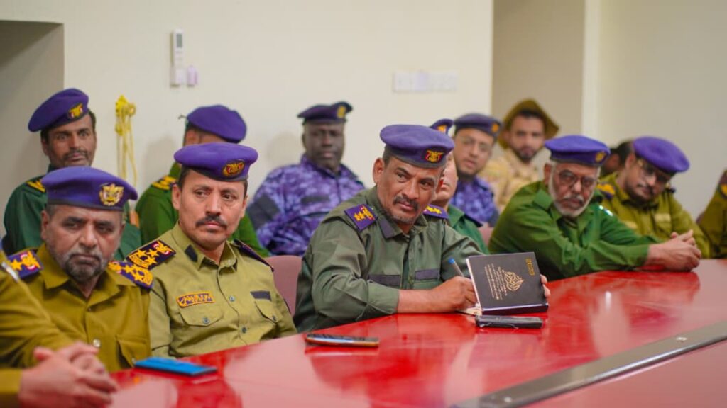 اجتماع أمني موسع بسيئون برئاسة العميد بن حبيش يناقش تنفيذ الخطة الأمنية لشهر رمضان ويستعرض الإنجازات الأمنية لعام 2025م اجتماع أمني موسع بسيئون برئاسة العميد بن حبيش يناقش تنفيذ الخطة الأمنية لشهر رمضان ويستعرض الإنجازات الأمنية لعام 2025م