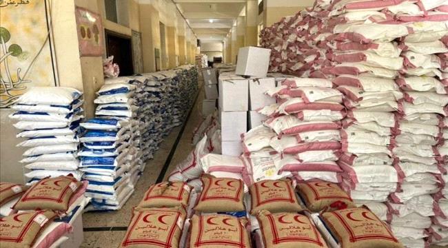 توزيع 1607 سلة غذائية للكادر التربوي في صيرة توزيع 1607 سلة غذائية للكادر التربوي في صيرة