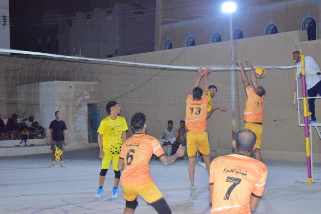 الاتحاد يضرب موعداً مع القادسية في نهائي كأس حضرموت تجمعنا لكرة الطائرة بشبام الاتحاد يضرب موعداً مع القادسية في نهائي كأس حضرموت تجمعنا لكرة الطائرة بشبام