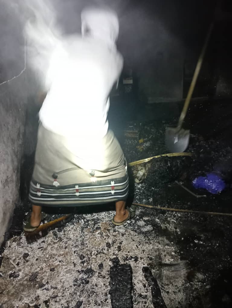 حريق منزل في جريف دون خسائر بشرية.. واستجابة عاجلة للأمن تحد من الأضرار حريق منزل في جريف دون خسائر بشرية.. واستجابة عاجلة للأمن تحد من الأضرار