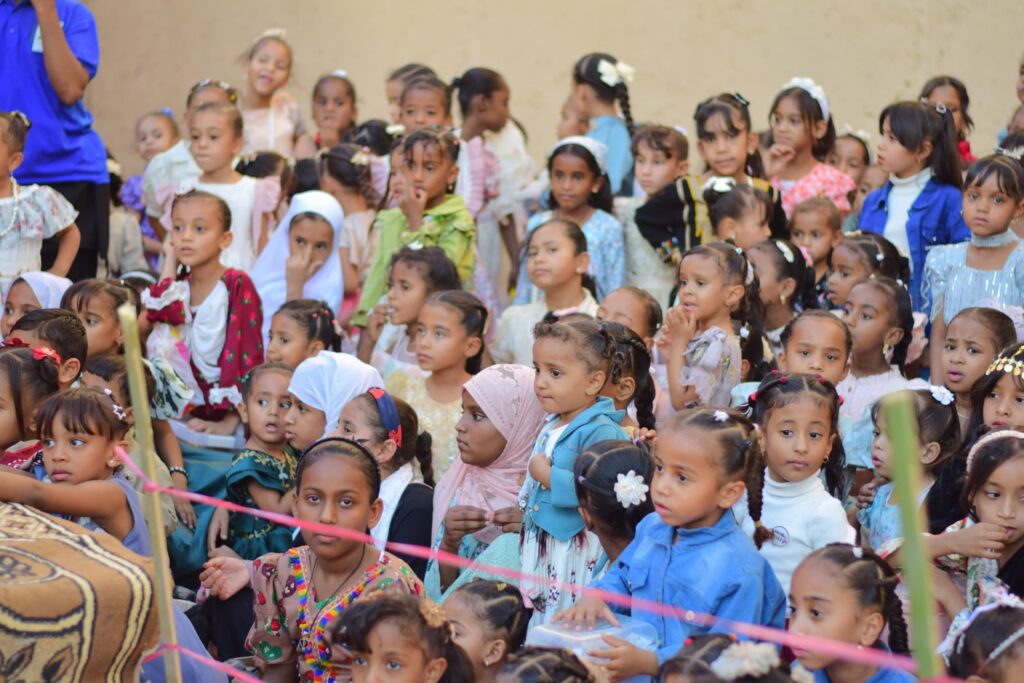 بور تعيش فرحة الختم .. فعاليات مميزة تمزج بين التراث والرسائل الهادفة في مسجد الجامع بور تعيش فرحة الختم .. فعاليات مميزة تمزج بين التراث والرسائل الهادفة في مسجد الجامع