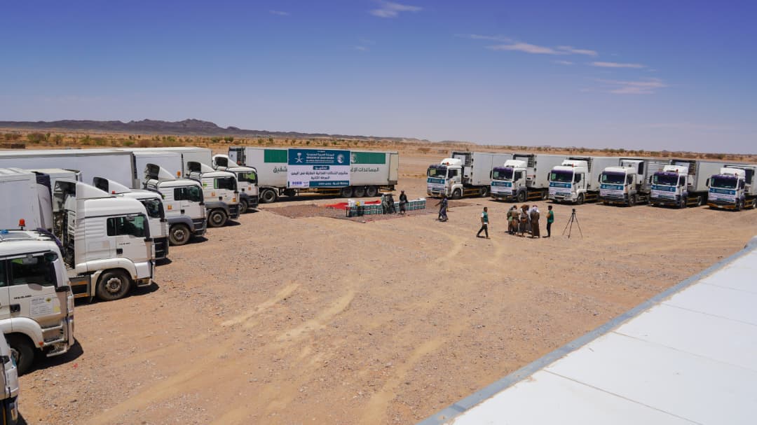 شبوة تتنفس أملاً جديداً.. دعم إنساني عبر مركز الملك سلمان يخفف معاناة آلاف الأسر - شبوة تتنفس أملاً جديداً.. دعم إنساني عبر مركز الملك سلمان يخفف معاناة آلاف الأسر -