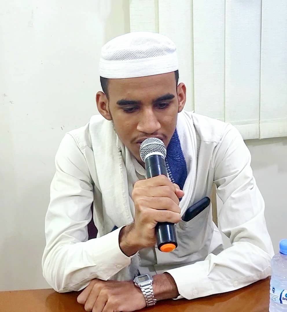 تنفيذية انتقالي تريم تدشن مسابقة الرئيس الزُبيدي لحفظ القرآن الكريم تنفيذية انتقالي تريم تدشن مسابقة الرئيس الزُبيدي لحفظ القرآن الكريم