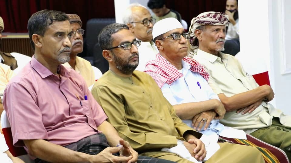 تنفيذية انتقالي وادي وصحراء حضرموت تختتم مسابقة الرئيس الزُبيدي لحفظ القرآن الكريم تنفيذية انتقالي وادي وصحراء حضرموت تختتم مسابقة الرئيس الزُبيدي لحفظ القرآن الكريم