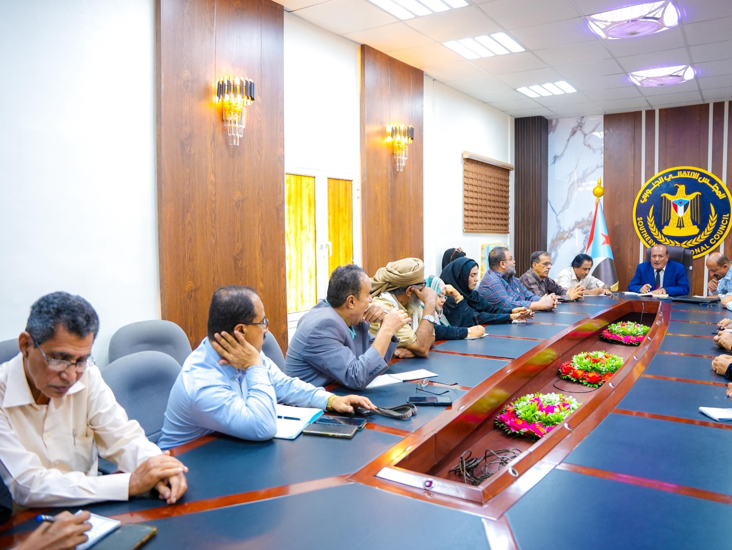 الهيئة الإدارية للجمعية الوطنية تدعو شعب الجنوب للمشاركة الفاعلة الأربعاء المقبل أمام مبنى الجمعية العمومية للتأكيد على الثوابت الوطنية" الهيئة الإدارية للجمعية الوطنية تدعو شعب الجنوب للمشاركة الفاعلة الأربعاء المقبل أمام مبنى الجمعية العمومية للتأكيد على الثوابت الوطنية"
