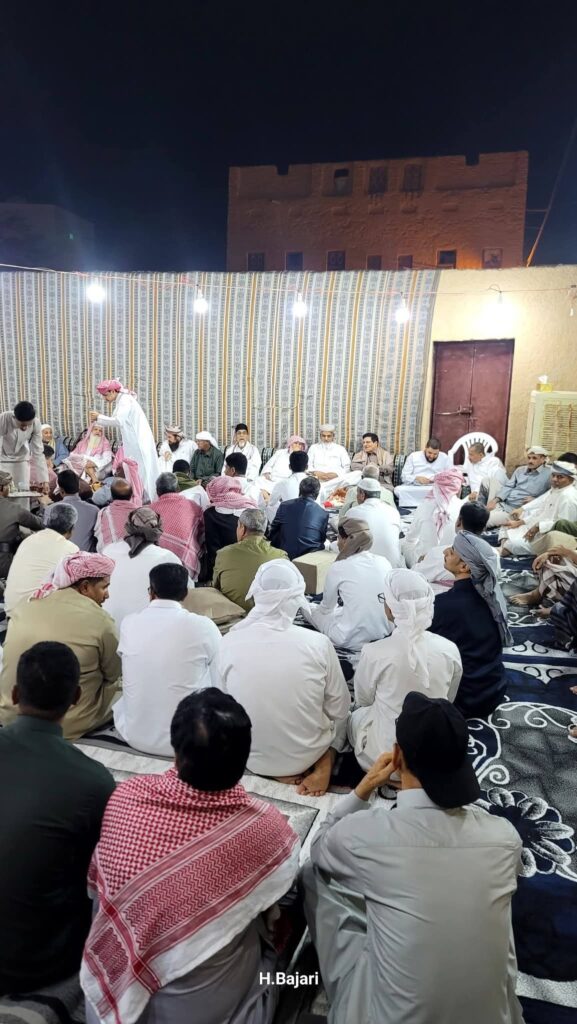 قبيلة آل باجري تقيم العواد الجماعي السابع عشر للقبيلة بمناسبة عيد الفطر المبارك في ضيافة مكتب آل حسن بن علي قبيلة آل باجري تقيم العواد الجماعي السابع عشر للقبيلة بمناسبة عيد الفطر المبارك في ضيافة مكتب آل حسن بن علي