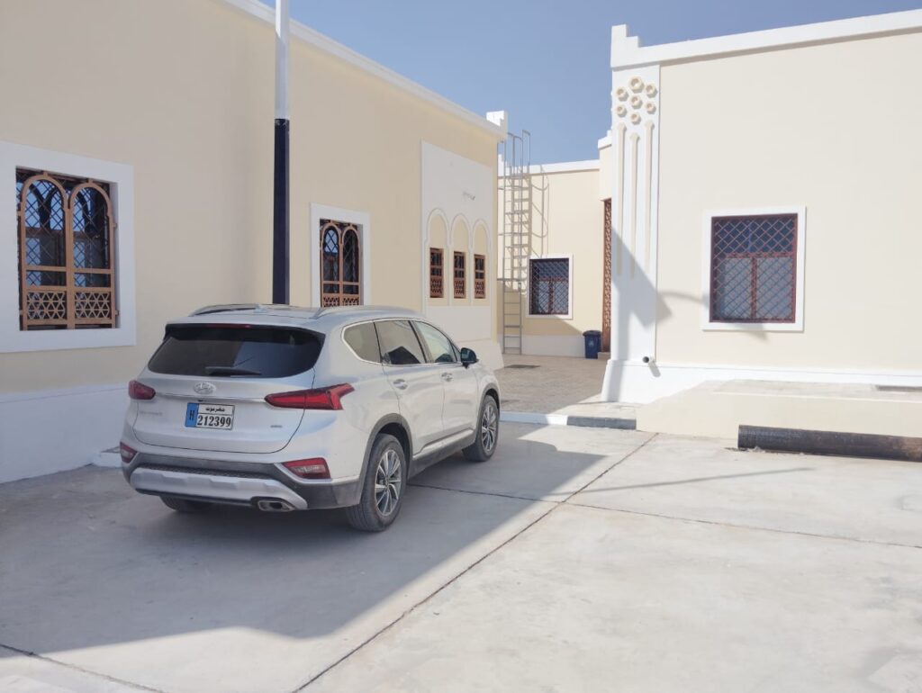 حدث حضرمي مرتقب.. اللمسات الأخيرة تسبق افتتاح سوق العسل المركزي بمديرية القطن في أبريل القادم "شاهد صور" حدث حضرمي مرتقب.. اللمسات الأخيرة تسبق افتتاح سوق العسل المركزي بمديرية القطن في أبريل القادم "شاهد صور"