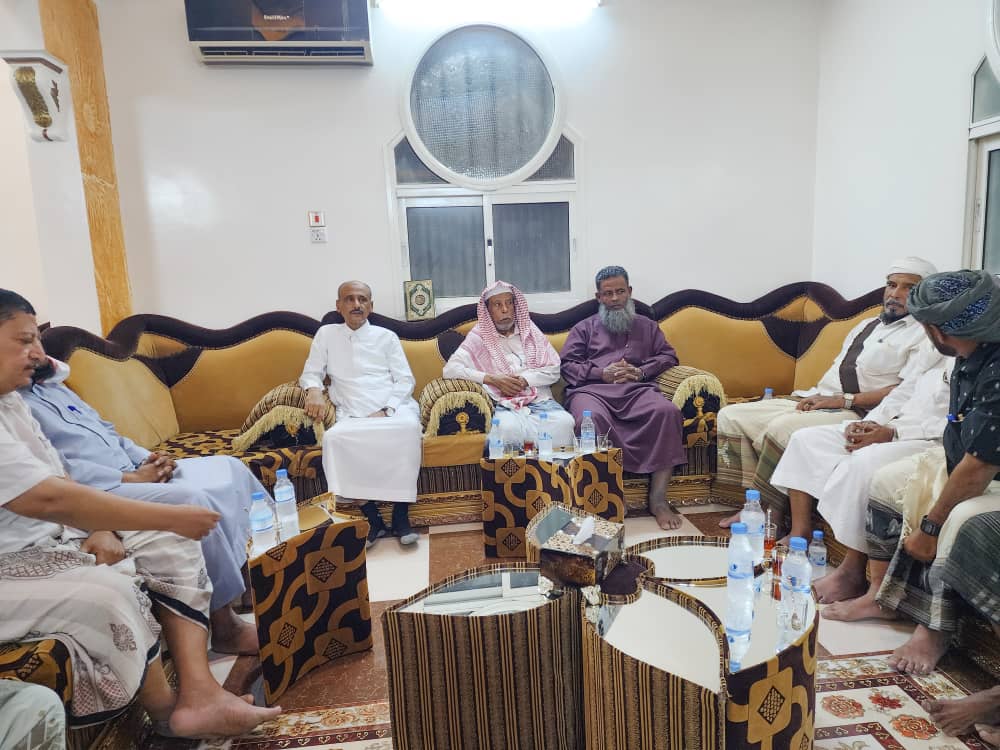 القطن تشهد لقاءً رمضانيًا جامعًا بدعوة الشيخ عمر المشي وبحضور قيادة حاضرة حضرموت وكِندة والمشايخ والوجهاء القطن تشهد لقاءً رمضانيًا جامعًا بدعوة الشيخ عمر المشي وبحضور قيادة حاضرة حضرموت وكِندة والمشايخ والوجهاء