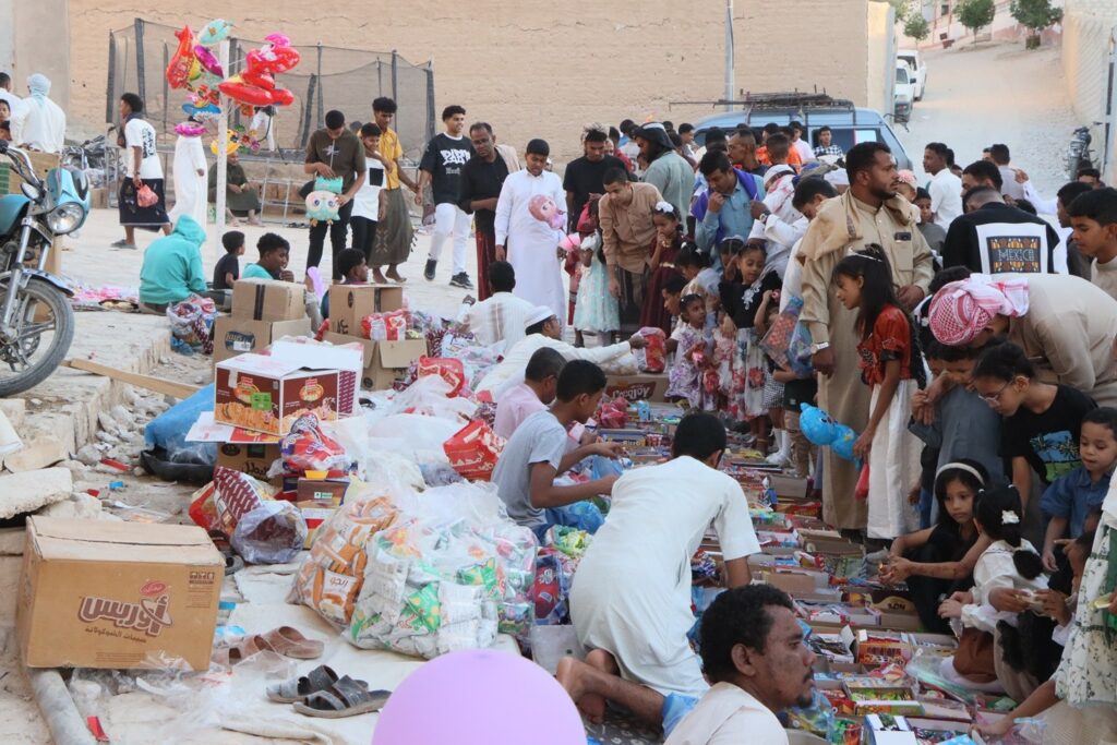 تختيم الأطفال وتمثيل لمناسك الحج والعمرة ومسابقات ثقافية وأناشيد الطفولة في ختم مسجد آل الروشن بسحيل سيئون ليلة النصف من رمضان تختيم الأطفال وتمثيل لمناسك الحج والعمرة ومسابقات ثقافية وأناشيد الطفولة في ختم مسجد آل الروشن بسحيل سيئون ليلة النصف من رمضان