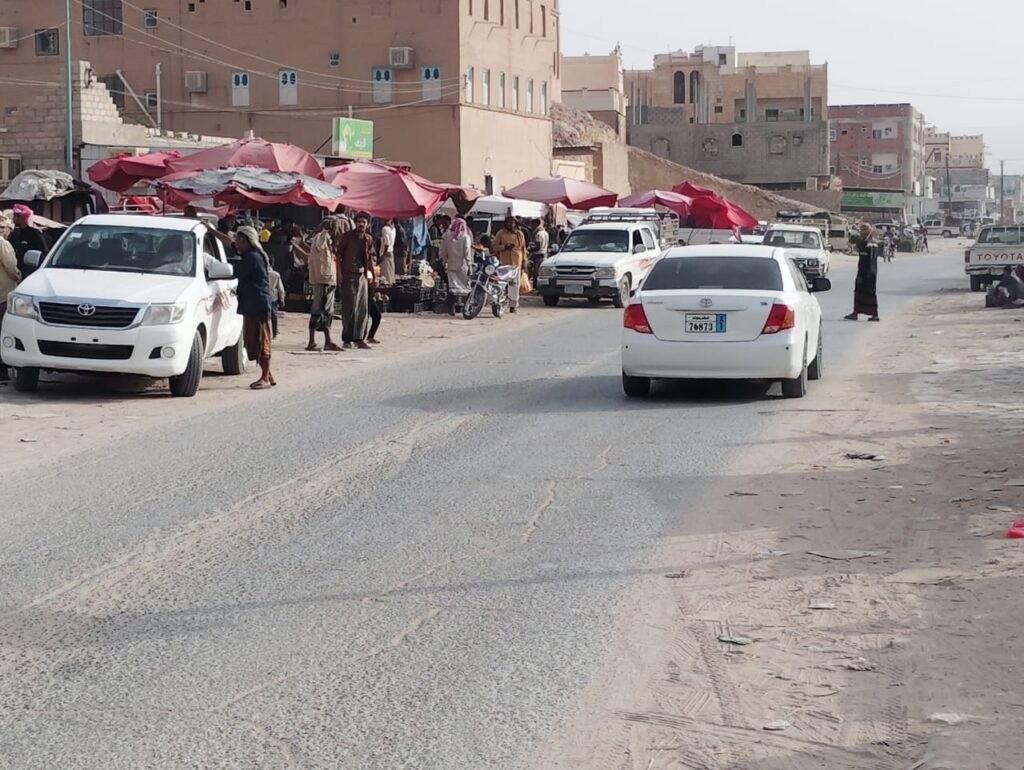 رمضان يجمعنا في حورة وادي العين.. عدسة "تاربه اليوم" ترصد ملامح الأسواق الرمضانية في المدينة التاريخية "شاهد الصور" رمضان يجمعنا في حورة وادي العين.. عدسة "تاربه اليوم" ترصد ملامح الأسواق الرمضانية في المدينة التاريخية "شاهد الصور"