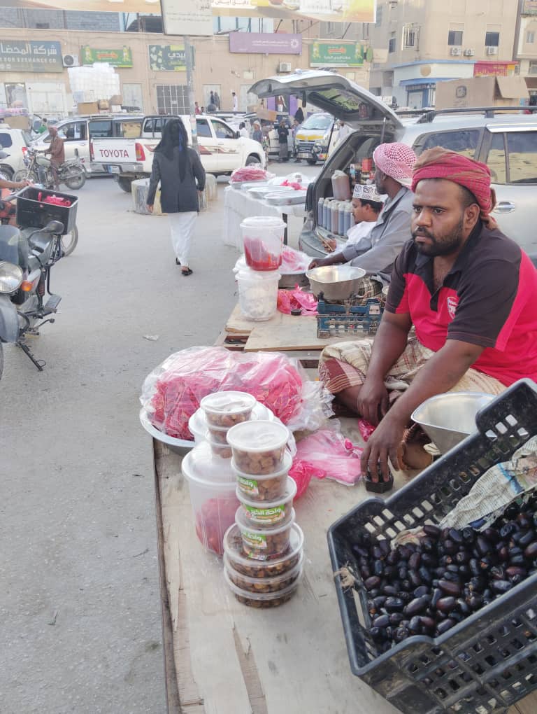 سيئون تتألق في رمضان.. أسواق نابضة بالحياة ومساجد عامرة وروائح البخور تملأ الأجواء "صور" سيئون تتألق في رمضان.. أسواق نابضة بالحياة ومساجد عامرة وروائح البخور تملأ الأجواء "صور"