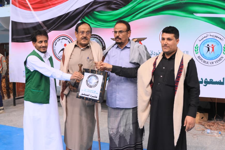 الوكيل الفاطمي يدشن بطولة كرة اليد للأندية بمحافظة مأرب الوكيل الفاطمي يدشن بطولة كرة اليد للأندية بمحافظة مأرب