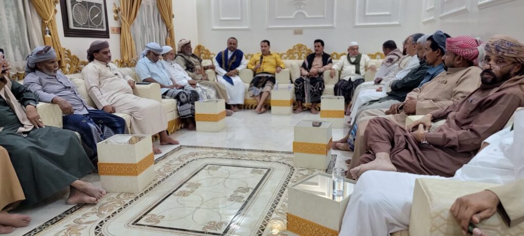 في ليلة رمضانية مباركة بتاربة.. الشيخ مشعل العامري يقيم إفطارًا وعشاءً تكريميًا بمناسبة ختم مسجد إبراهيم بحضور قيادات قبلية وسياسية ورسمية في ليلة رمضانية مباركة بتاربة.. الشيخ مشعل العامري يقيم إفطارًا وعشاءً تكريميًا بمناسبة ختم مسجد إبراهيم بحضور قيادات قبلية وسياسية ورسمية