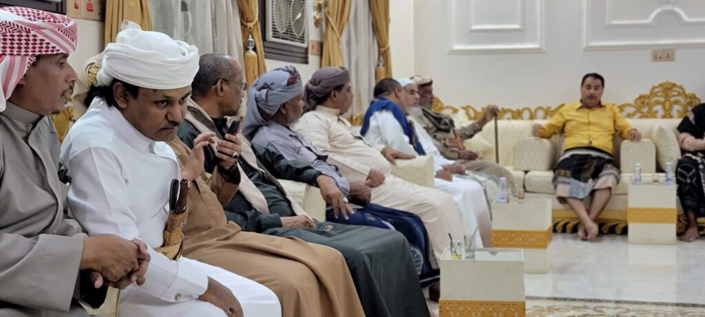 في ليلة رمضانية مباركة بتاربة.. الشيخ مشعل العامري يقيم إفطارًا وعشاءً تكريميًا بمناسبة ختم مسجد إبراهيم بحضور قيادات قبلية وسياسية ورسمية في ليلة رمضانية مباركة بتاربة.. الشيخ مشعل العامري يقيم إفطارًا وعشاءً تكريميًا بمناسبة ختم مسجد إبراهيم بحضور قيادات قبلية وسياسية ورسمية