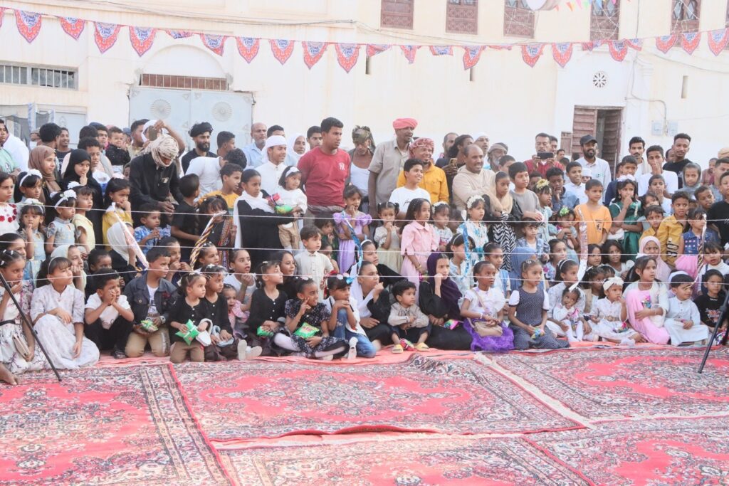 مسجد السيد احمد الجفري بالسحيل مسجد رؤية هلال شهر رمضان والعيد في زمن السلطنة الكثيرية يشهد ختم ليلة 25 من رمضان مسجد السيد احمد الجفري بالسحيل مسجد رؤية هلال شهر رمضان والعيد في زمن السلطنة الكثيرية يشهد ختم ليلة 25 من رمضان