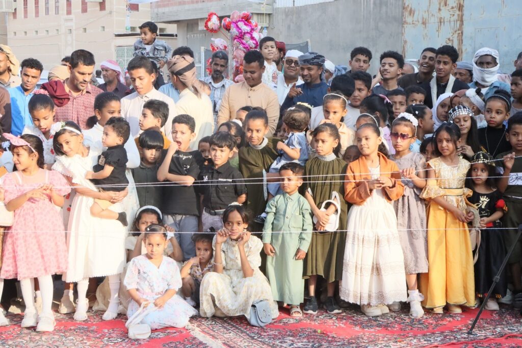 مسجد السيد احمد الجفري بالسحيل مسجد رؤية هلال شهر رمضان والعيد في زمن السلطنة الكثيرية يشهد ختم ليلة 25 من رمضان مسجد السيد احمد الجفري بالسحيل مسجد رؤية هلال شهر رمضان والعيد في زمن السلطنة الكثيرية يشهد ختم ليلة 25 من رمضان