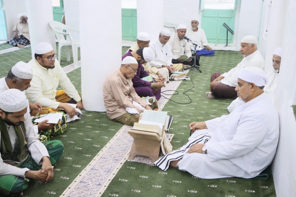 اول جامع بسيئون وباصفار والزاوية يختتمان ختايم القرآن بمساجد مدينة سيئون ليلة ٢٩ رمضان اول جامع بسيئون وباصفار والزاوية يختتمان ختايم القرآن بمساجد مدينة سيئون ليلة ٢٩ رمضان