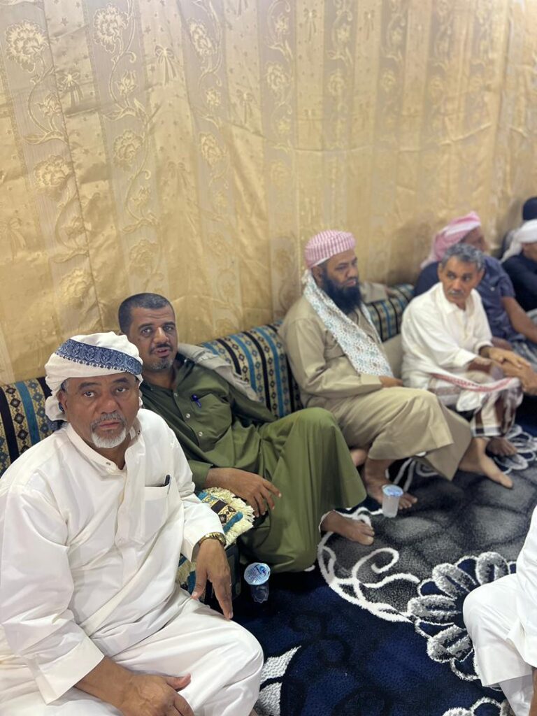 قبيلة آل باجري تقيم العواد الجماعي السابع عشر للقبيلة بمناسبة عيد الفطر المبارك في ضيافة مكتب آل حسن بن علي قبيلة آل باجري تقيم العواد الجماعي السابع عشر للقبيلة بمناسبة عيد الفطر المبارك في ضيافة مكتب آل حسن بن علي