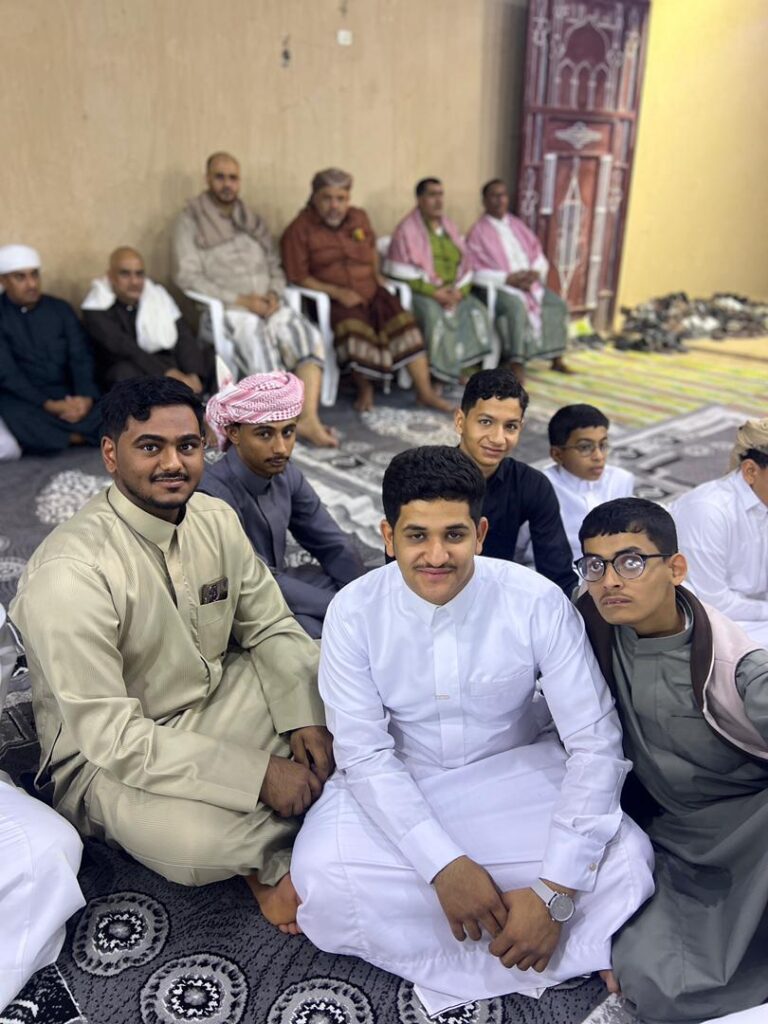 قبيلة آل باجري تقيم العواد الجماعي السابع عشر للقبيلة بمناسبة عيد الفطر المبارك في ضيافة مكتب آل حسن بن علي قبيلة آل باجري تقيم العواد الجماعي السابع عشر للقبيلة بمناسبة عيد الفطر المبارك في ضيافة مكتب آل حسن بن علي