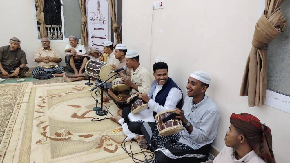 ليلة من التراث والبهجة في تريم تستحق التوثيق والنشر ليلة من التراث والبهجة في تريم تستحق التوثيق والنشر