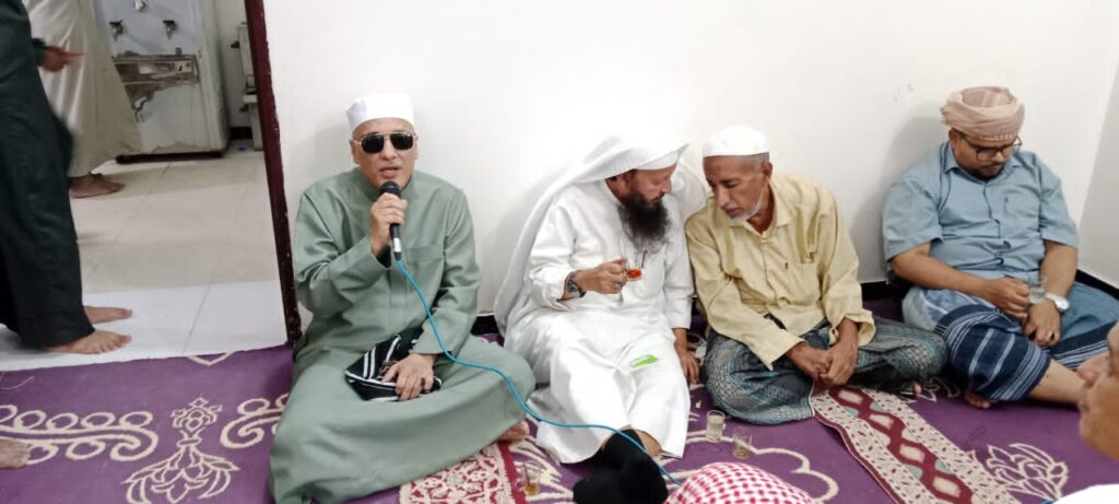 بتمويل مؤسسة الضمير الخيرية.. جمعية "بصائر" تُقيم إفطار صائمي "ست شوال" لأعضاء الجمعيتين بمكفوفي وادي حضرموت بتمويل مؤسسة الضمير الخيرية.. جمعية "بصائر" تُقيم إفطار صائمي "ست شوال" لأعضاء الجمعيتين بمكفوفي وادي حضرموت