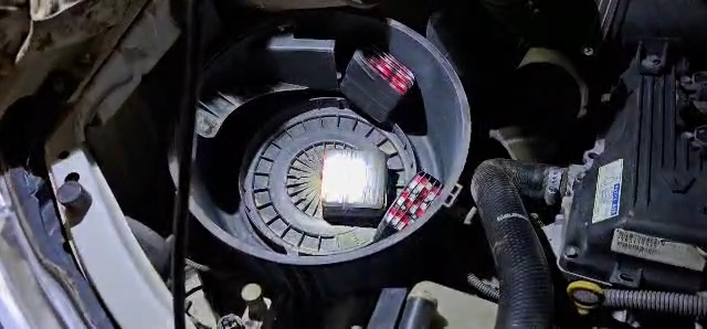 شاهد بالصور .. كتيبة أمن وحماية منفذ الوديعة تُحبط محاولة تهريب 450 قرص من حبوب "بريجابالين" المخدر شاهد بالصور .. كتيبة أمن وحماية منفذ الوديعة تُحبط محاولة تهريب 450 قرص من حبوب "بريجابالين" المخدر