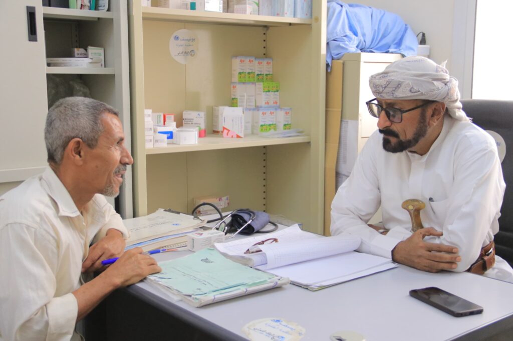 فلهوم يؤكد دعم السلطة المحلية للقطاع الصحي خلال اطلاعه على خدمات الوحدة الصحية بالحاوي فلهوم يؤكد دعم السلطة المحلية للقطاع الصحي خلال اطلاعه على خدمات الوحدة الصحية بالحاوي